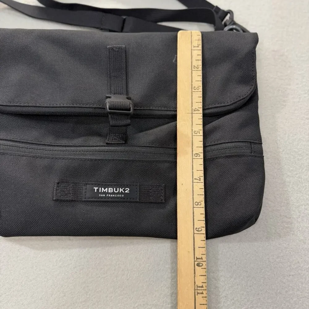 TIMBUK2 Page Crossbody Black Fold Over Bag Satchel Utility Gorpcore Travel